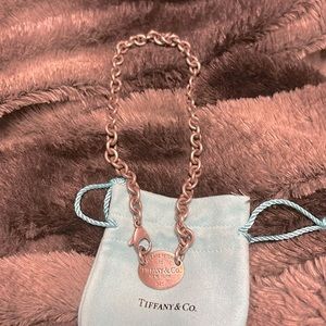 Tiffany Oval Necklace